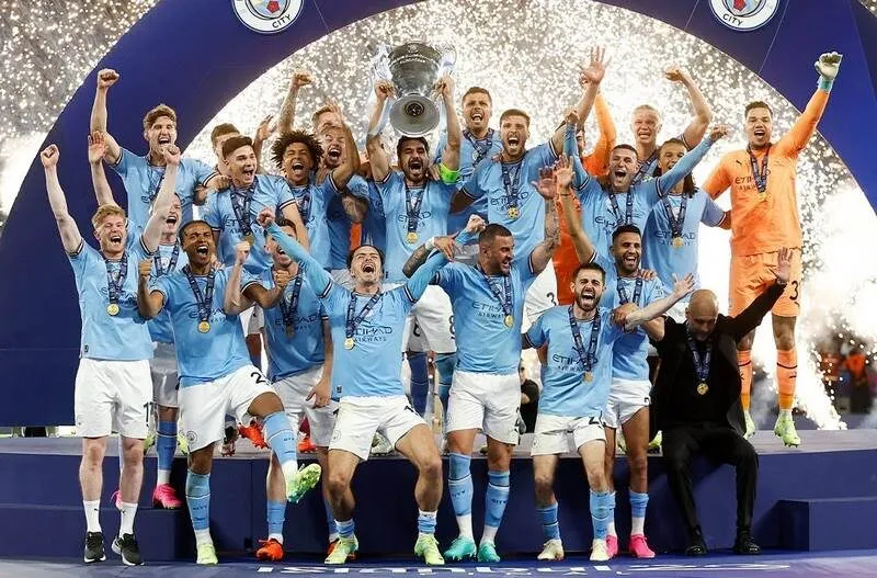 Manchester City  mệnh danh đội bóng mạnh nhất toàn cầu